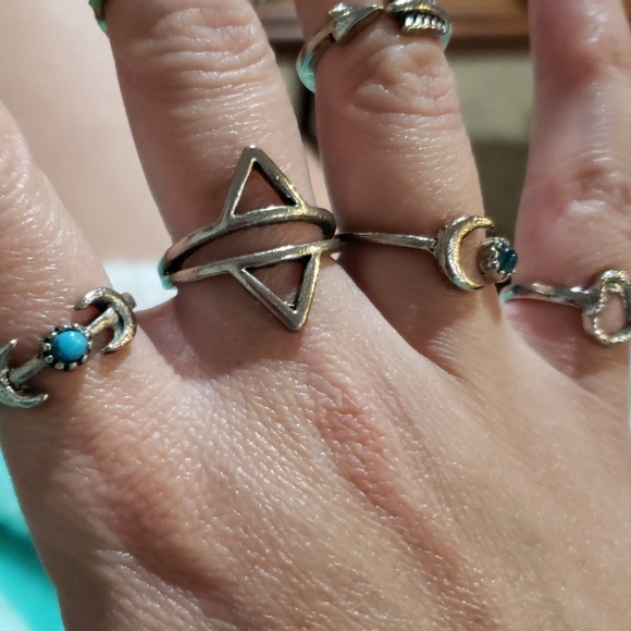 All rings - Picture 4 of 5
